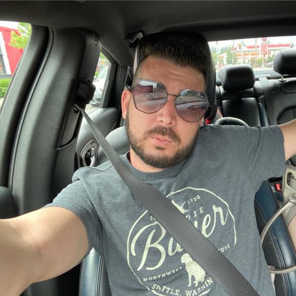 Meet your Posher, Rene - Picture 1 of 1